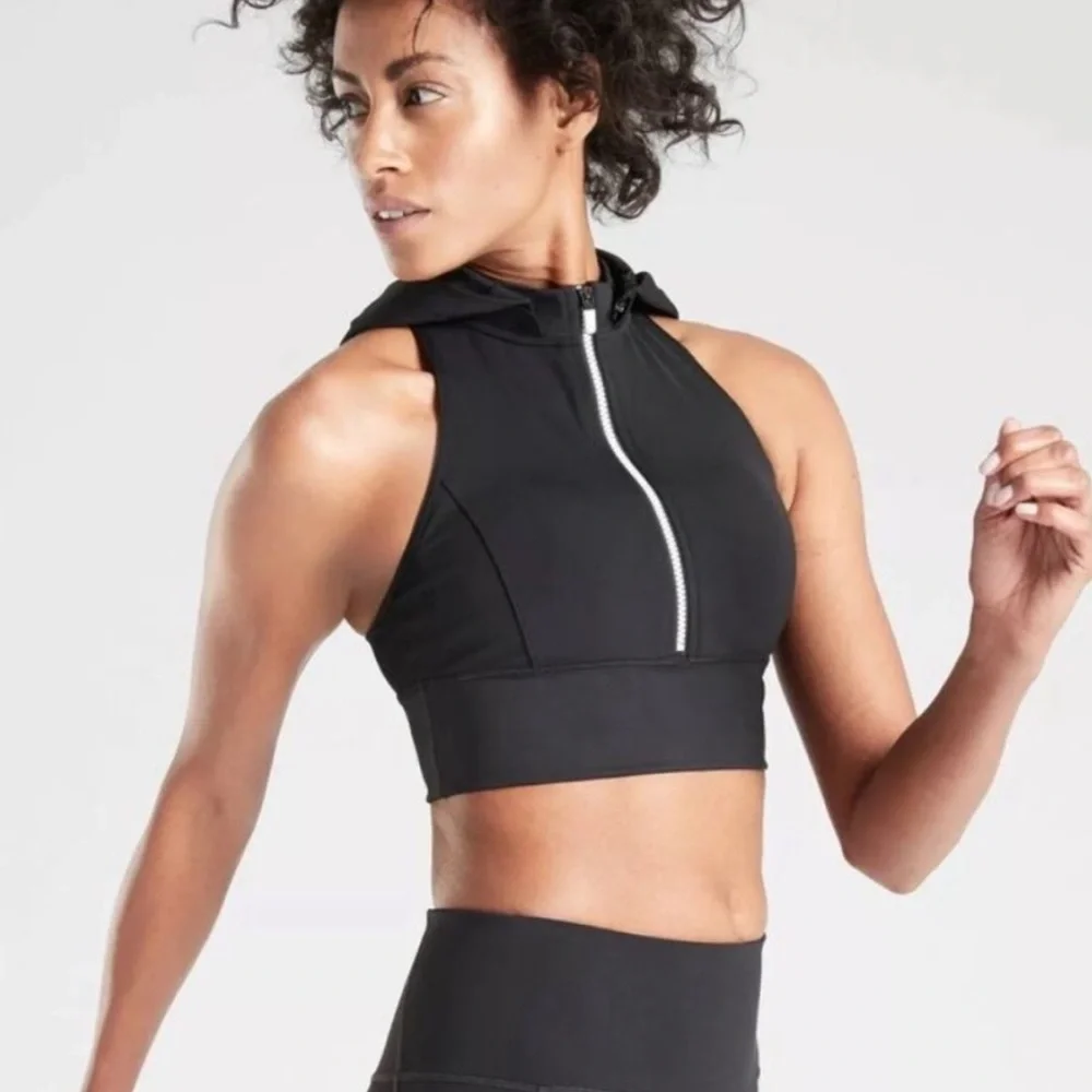 Athleta tenacity hooded bra new small